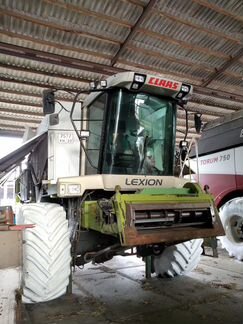 Зерноуборочный комбайн Claas Lexion 580