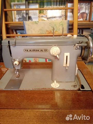Швейная машина Чайка 2
