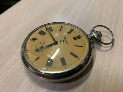 Часы карманные Молния винтаж