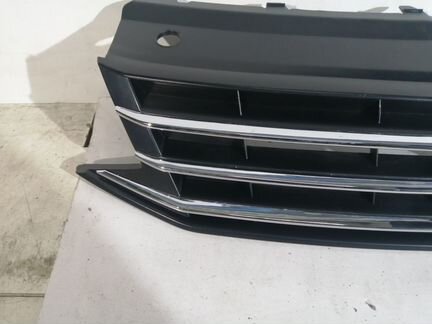 Volkswagen Polo 5 2014-2020 решетка радиатора