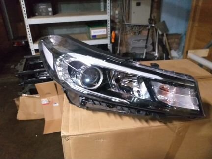 Фара Правая Киа Церато 2 2017 Рестайлинг 92102A75