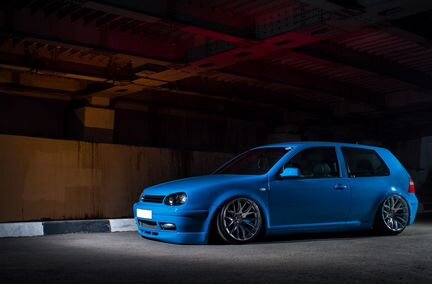 Передние пневмостойки AirLift Slam XL для VW Golf4