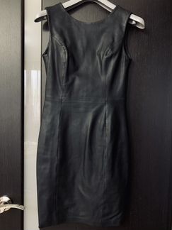 Платье кожаное