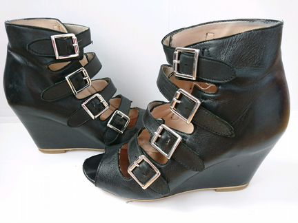 Туфли-ботильоны открытые