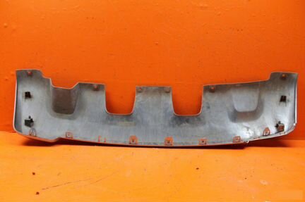 Накладка бампера задняя Renault Duster 1