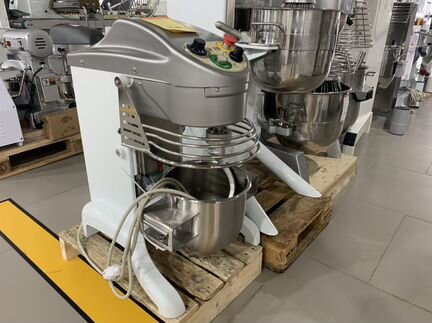 Миксер планетарный