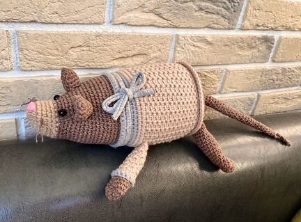 Мышка вязанная