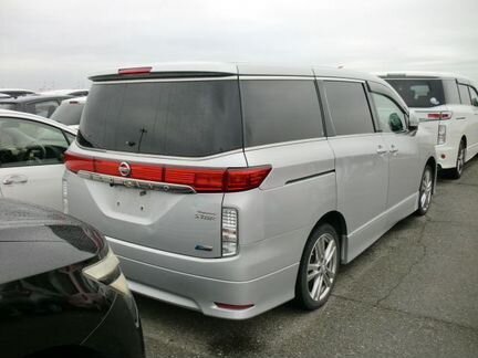 Nissan Elgrand 2.5 CVT, 2011, 115 000 км