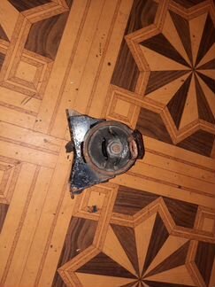 Опора двигателя правая Toyota Corolla Levin AE101