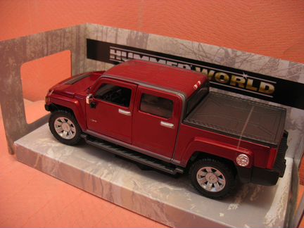 Коллекционная модель машины Maisto 