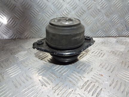 Опора подушка двигателя Мерседес 251 164 ml gl