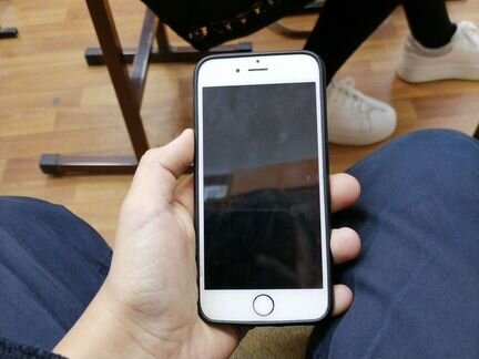 Телефон iPhone