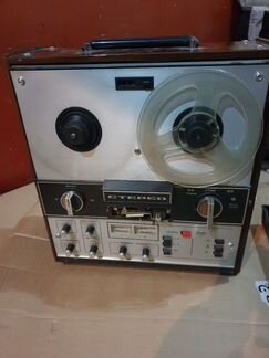 Катушечный магнитофон