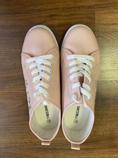 Кроссовки (кеды) женские