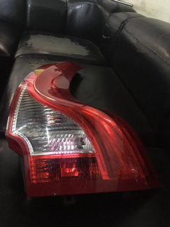 Задний правый фонарь Volvo XC60
