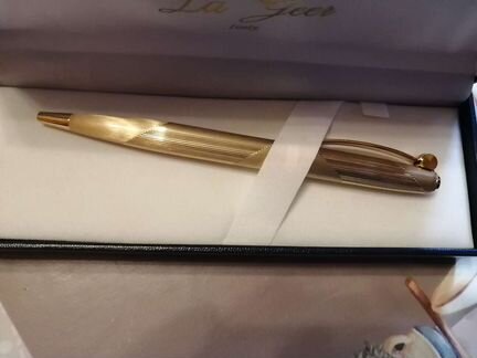 Ручка новая La Geer