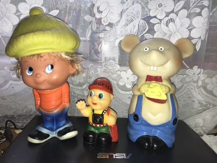 Резиновые игрушки в коллекцию, много, см.объявлен