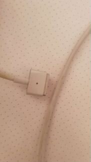 Оригинальная зарядка Macbook