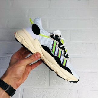 Кроссовки Adidas Ozweego