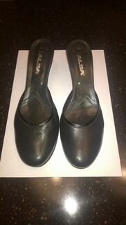 Сабо Аlba кожаные новые