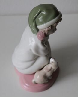 Lladro Девочка с щенком на сердечке