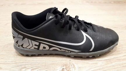 Бутсы Nike