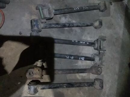 Поворотные кулаки Тойота Селика 205+ задние рычаги
