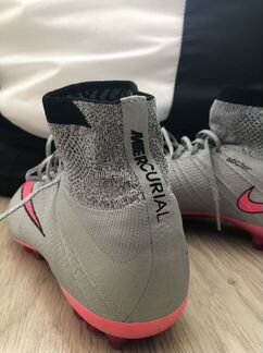 Бутсы Nike