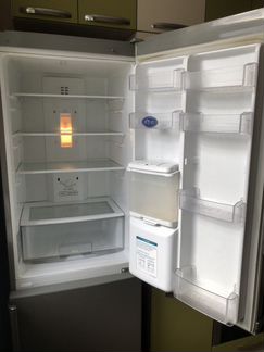 Двухкамерный холодильник LG GA-F399btqa