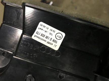 Дефлектор приточного воздуха Audi A4 (B8) 2007-20