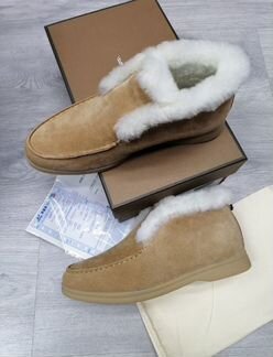 Замшевые ботинки