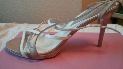 Босоножки Carlo Pazolini