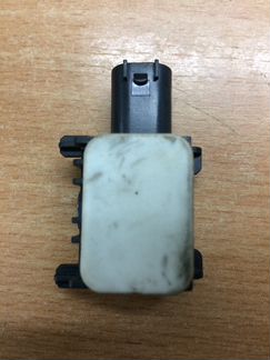 Датчик удара Mercedes 0038202826