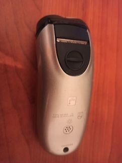 Электробритва Philips Philishave Quadra HQ 663