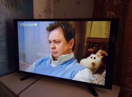 Samsund UE32H4290AU(82см), с DVB-T2.В идеале