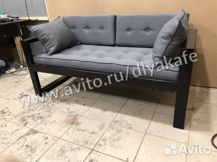 Диван для кафе и кальянных в стиле Лофт