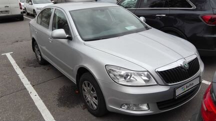 Skoda Octavia 1.6 AT, 2011, 65 000 км