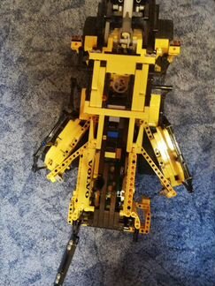 Lego Technic 42030 volvo L350F