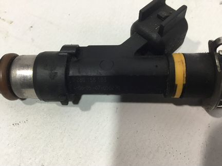 Форсунка топливная инжекторная Mazda 3 / 6