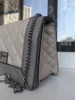 Клатч Guess