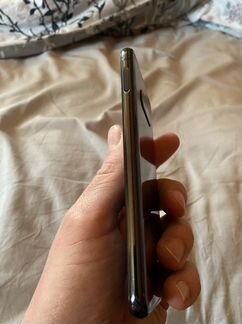 Телефон Samsung Galaxy S10e