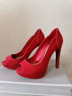 Туфли красные Stradivarius