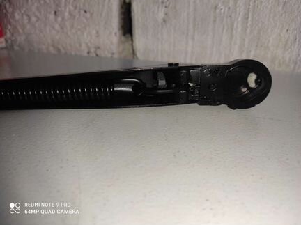 Поводок стеклоочистителя левый форд транзит