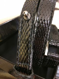 Ремень Yves Saint Laurent из питона, оригинал