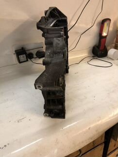 Крышка двигателя передняя M271 Mercedes 2710150602