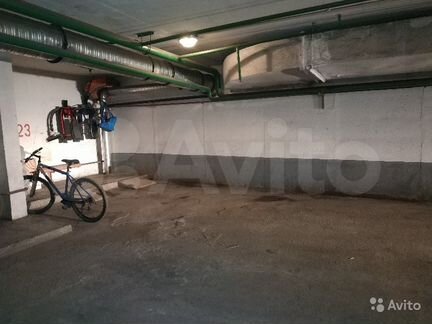 Гараж, > 30 м²