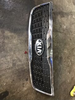 Решетка радиатора бу Kia Sorento 3 2012 86350-2P50