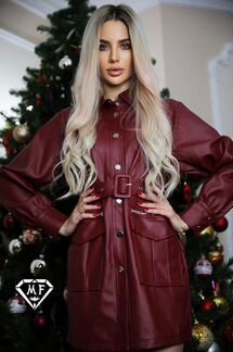 Бомбовое платье из экокожи