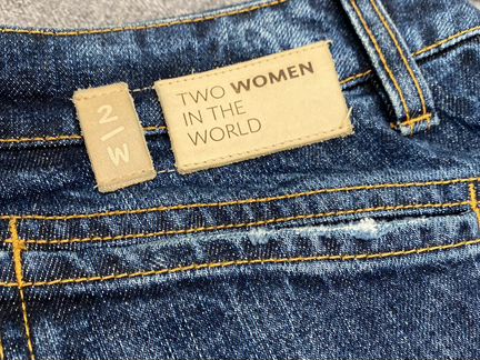 Джинсы two women in the world