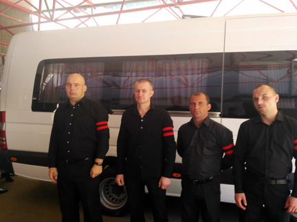 Похоронная бригада-Носильщики гроба